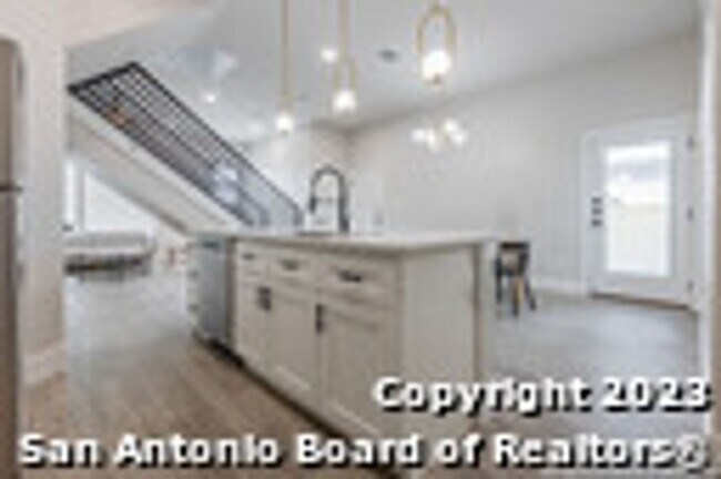 Building Photo - 343 Porter St