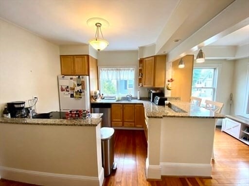 Building Photo - 40 Laurel St