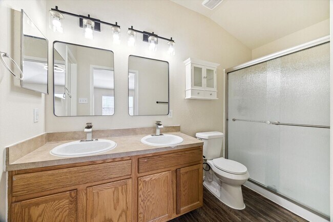 Building Photo - Move-in Home in Cypress for Lease!