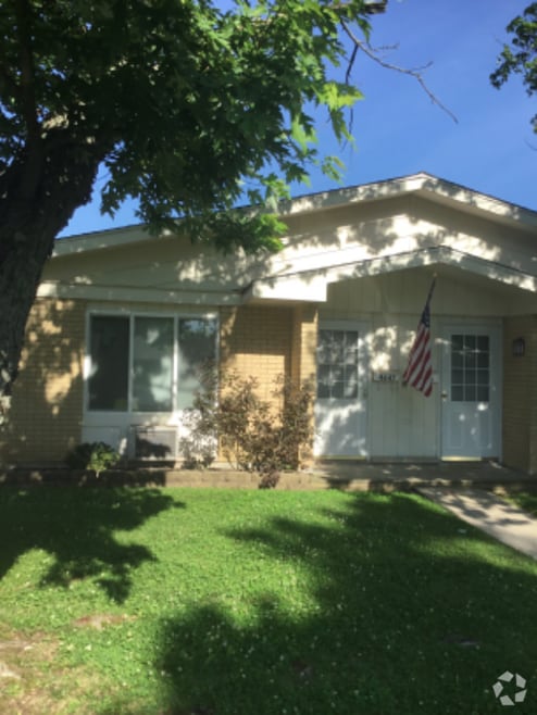 Building Photo - 4647 Croftshire Dr