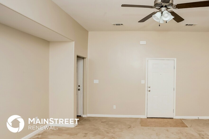 Building Photo - 10632 Lafayette Dr