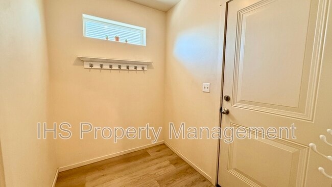 Building Photo - 5709 Sidon Ln