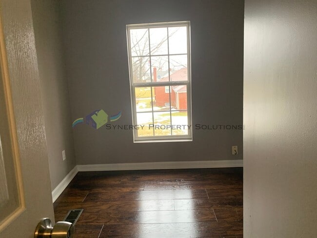 Building Photo - Madison Rental