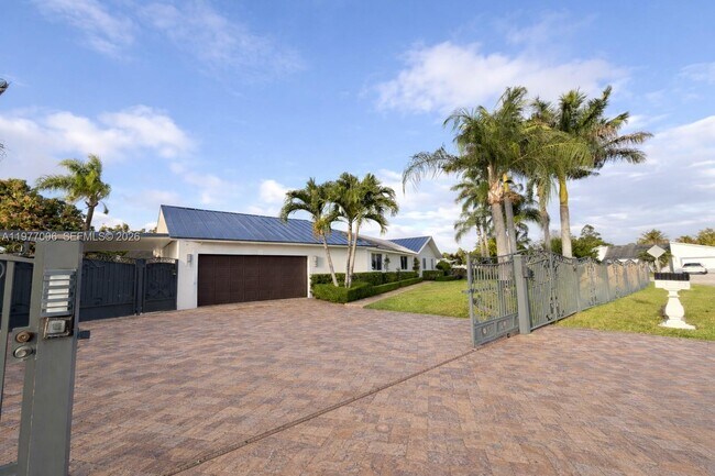 Building Photo - 12901 SW 191st St