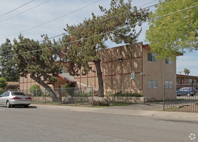 Building Photo - 1214-1232 Harvard Ave