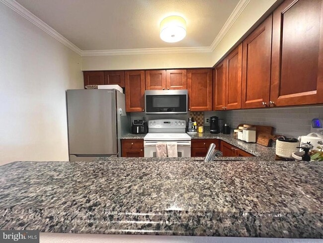 Building Photo - 3312 Wyndham Cir