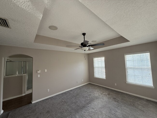 Building Photo - 3 Bedroom 2.5 Bathroom Townhouse in Briar ...