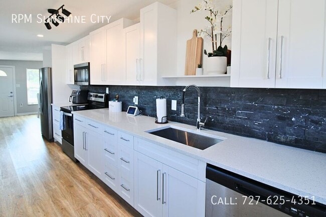Building Photo - 9322 88th Way N