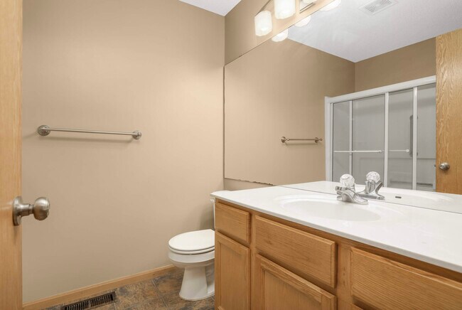 Building Photo - 4415 Naper Bay