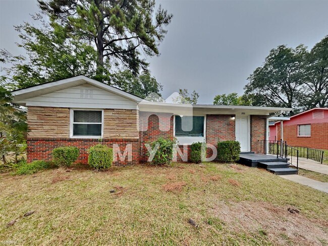 Primary Photo - 2 br, 1 bath House - 1200 Daniel Dr