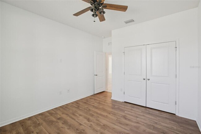 Building Photo - 10747 Laxer Cay Loop