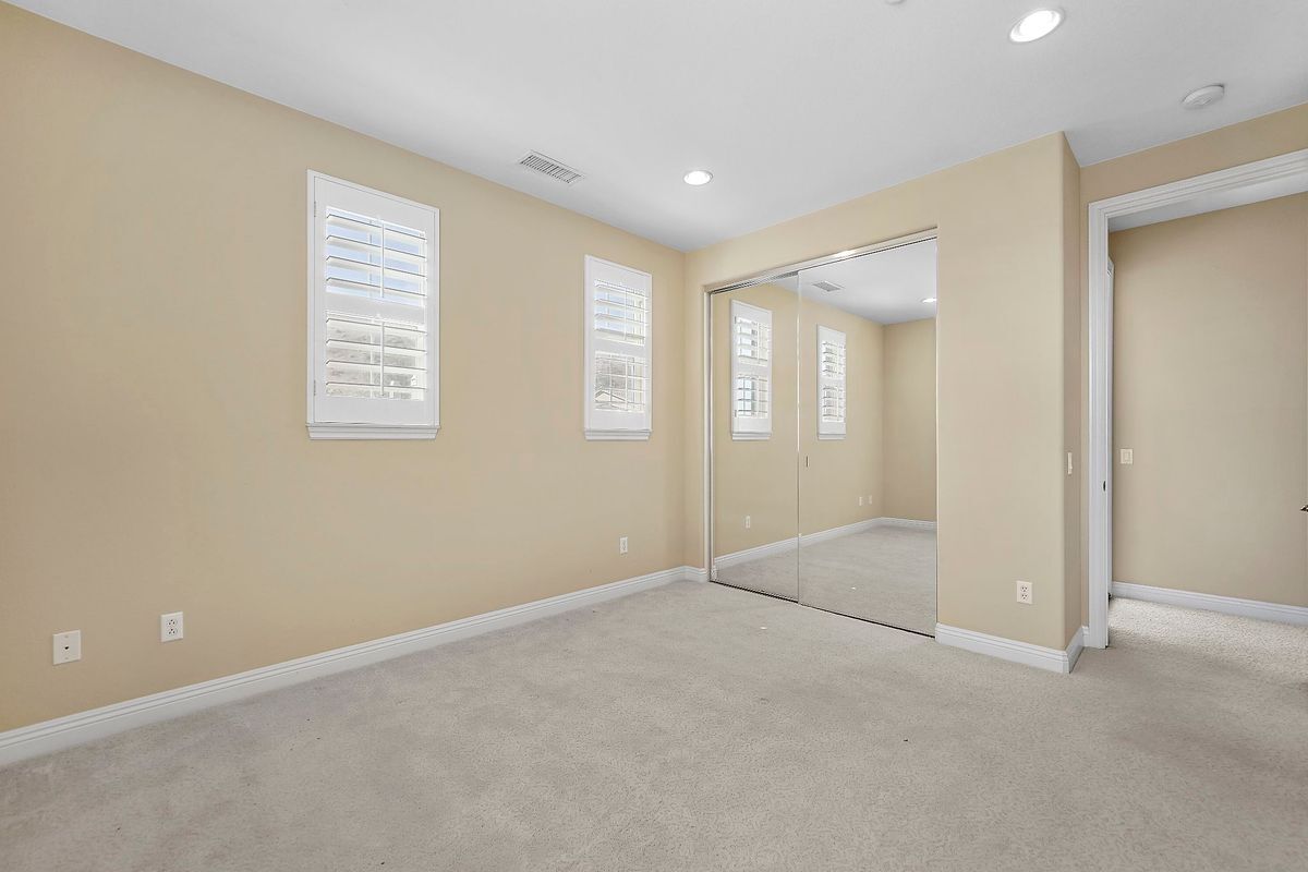 Building Photo - 3904 Eagle Flight Dr