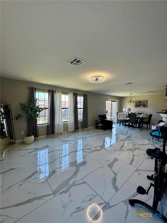 Building Photo - 1071 Tumbleweed Trail