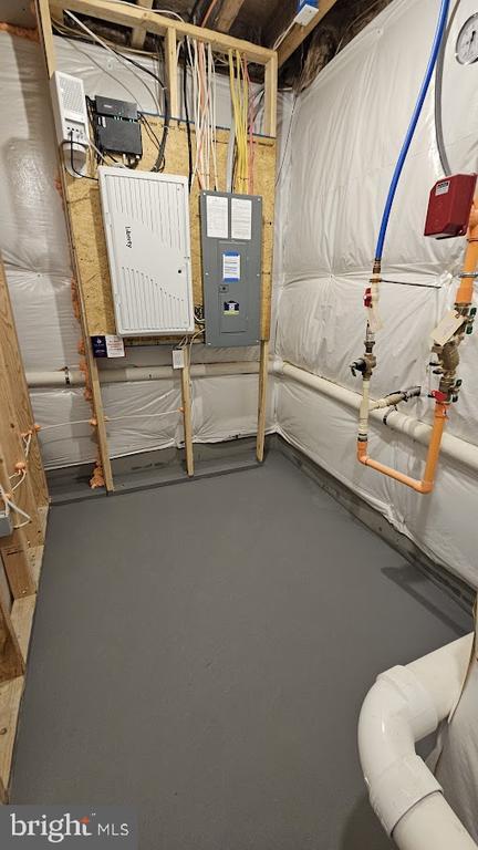 Building Photo - 28 Ironwood Dr