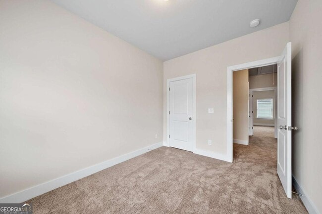 Building Photo - 3761 Oxford Cir