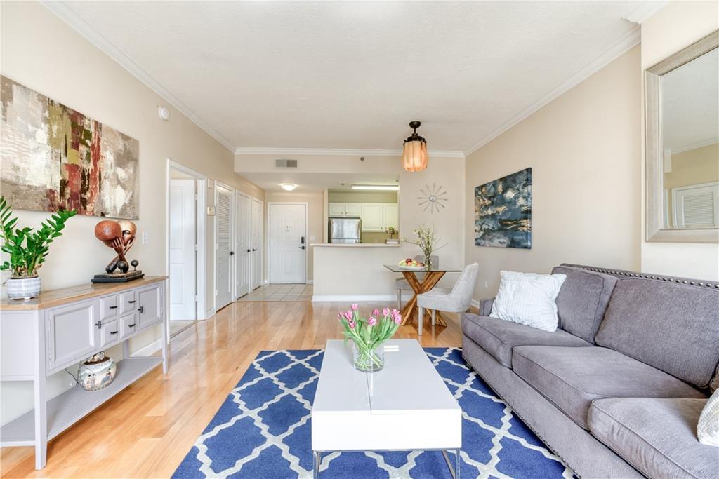 Building Photo - 1101 Juniper St NE