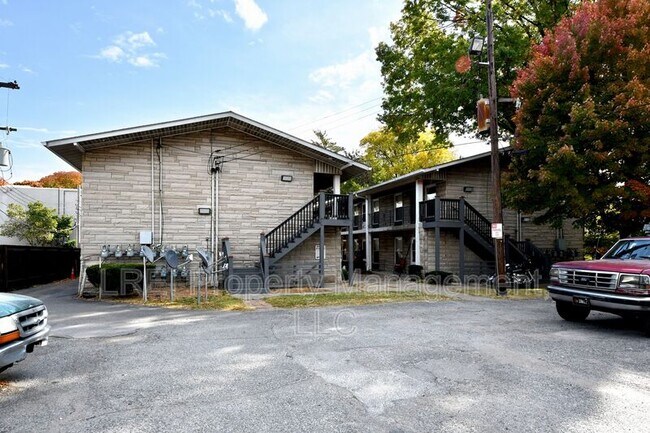Building Photo - 4604 Southern Pkwy