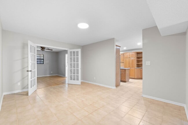 Building Photo - 661 St Lucia Cove