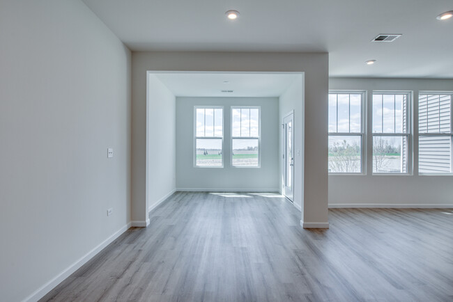 Building Photo - 2287 Ryegrass Ln