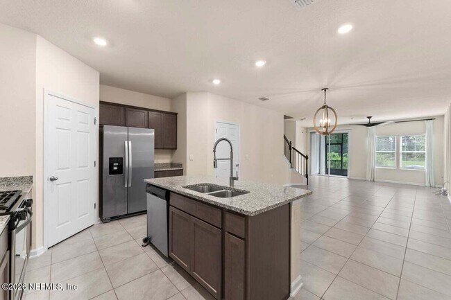 Building Photo - 49 Coastline Wy