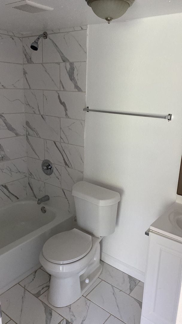 Building Photo - Gorgeous all renovated Home in Beaumont, TX!