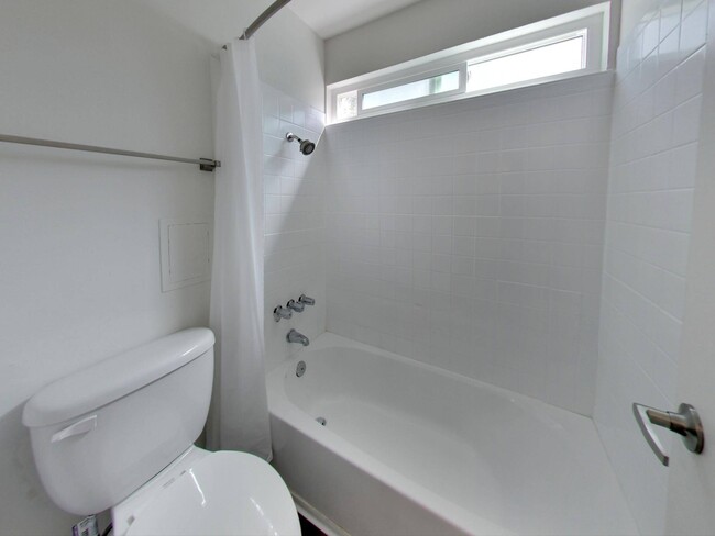 Bathroom - Californian Villas