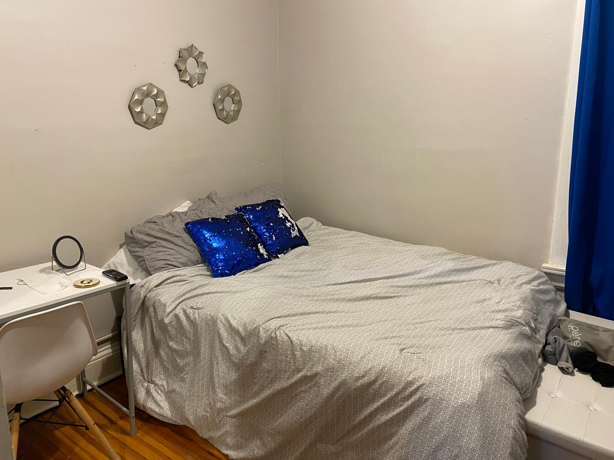 Bedroom 1 - 282 Yates St