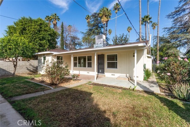 Building Photo - 17024 Sherman Way