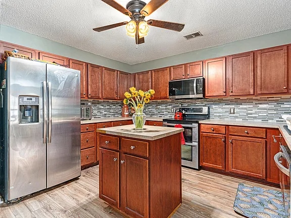 Building Photo - 129 Thistle Rd