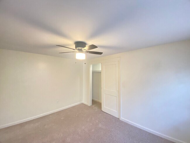 Building Photo - 94 Millville St