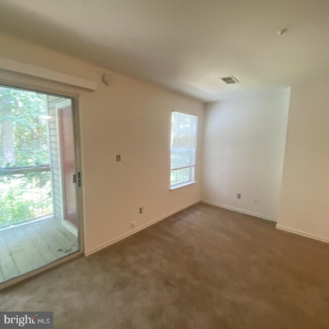 Building Photo - 18510 Boysenberry Dr