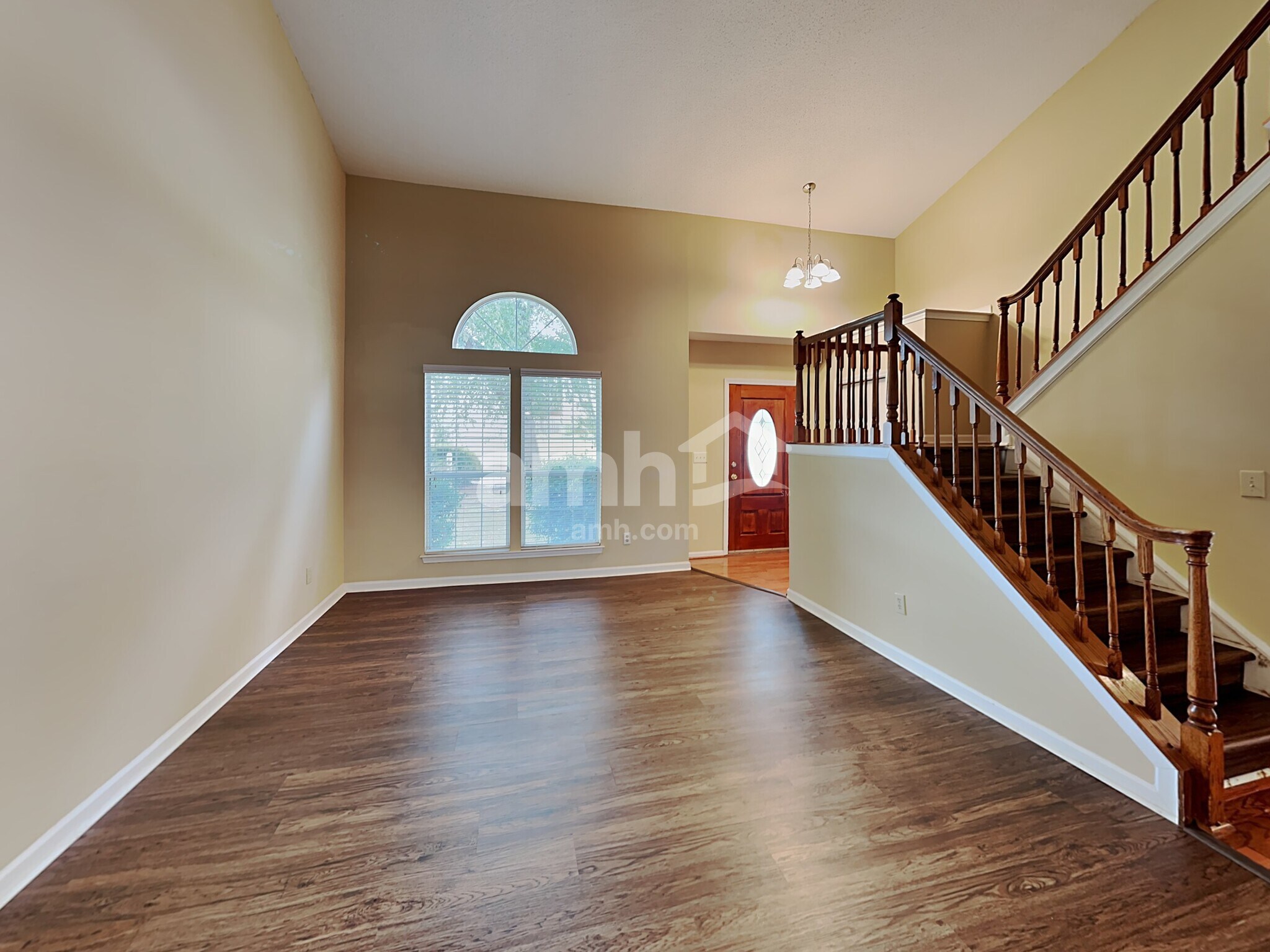 Building Photo - 1516 Gordon Walters Dr