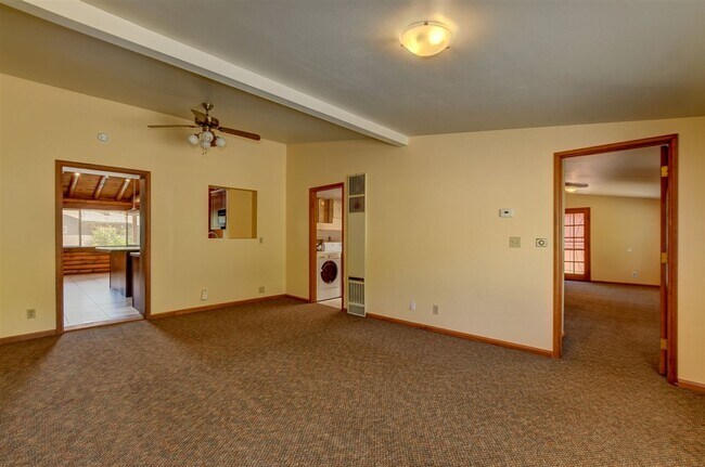 Building Photo - Nestled In the Granite Dells!