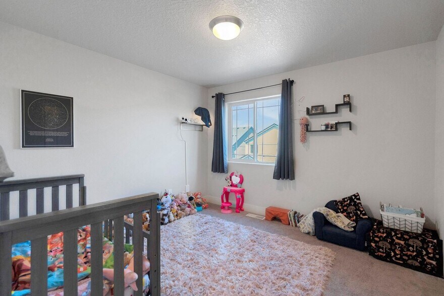 Building Photo - 16855 SW Townsville St