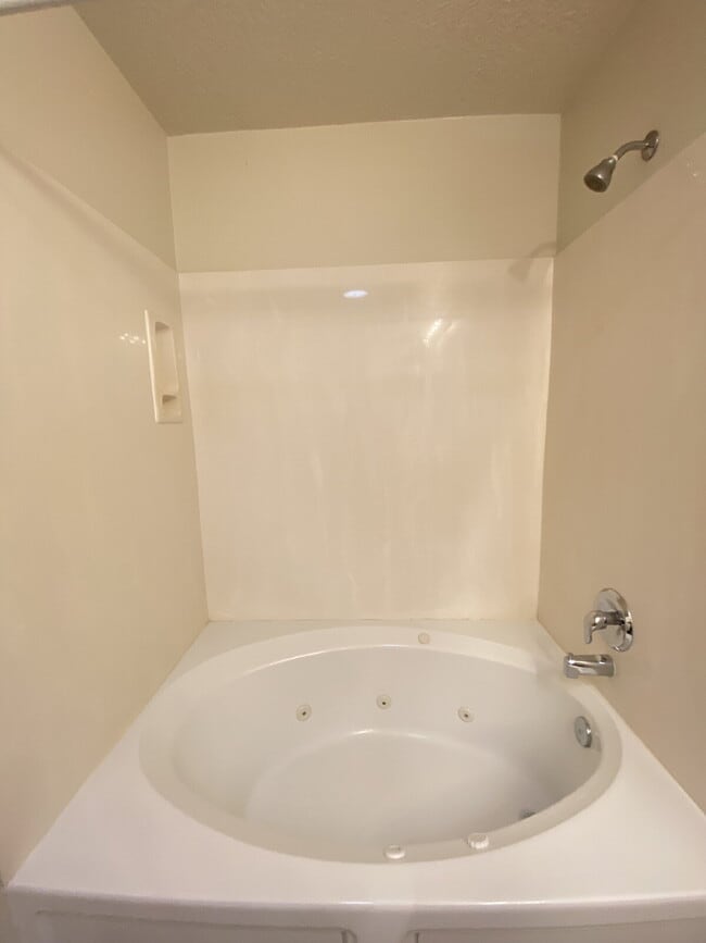 Building Photo - GATED COMMUNITY - 2 Story Townhouse - All BR Upper Level