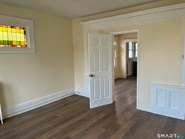 Building Photo - 2449 North Ave