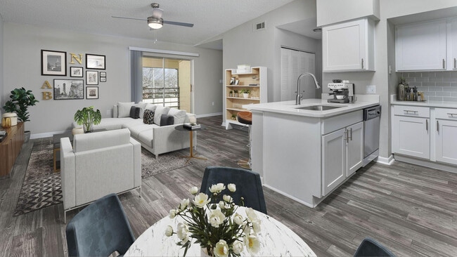 Building Photo - Parke East