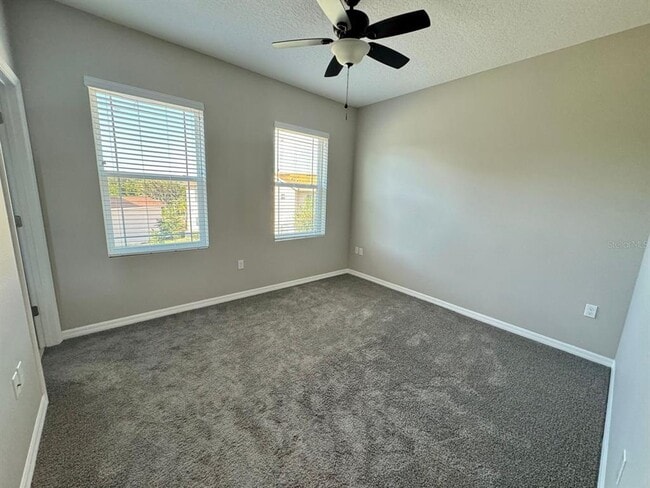 Building Photo - 1000 Lakefront Village Dr