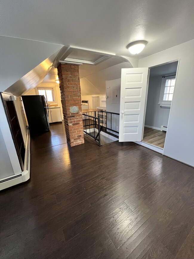 Upper Living Area - 1313 14th Avenue