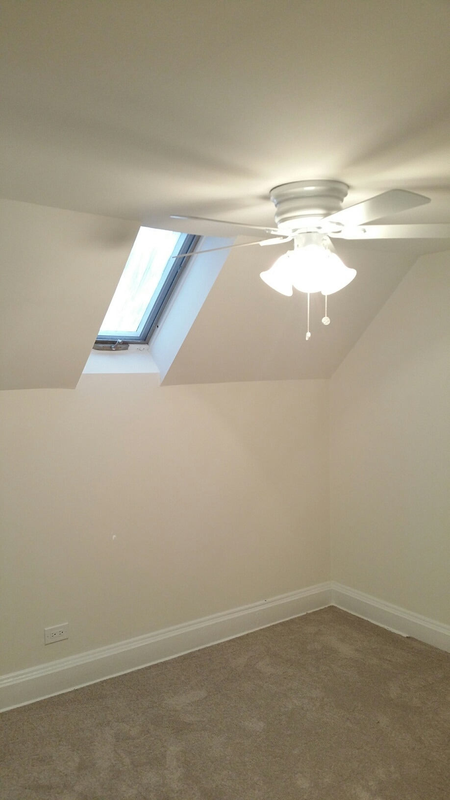 Building Photo - 1021 Sherman Ave