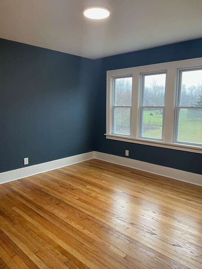 Building Photo - Four Bedroom Farmhouse on Three Acres