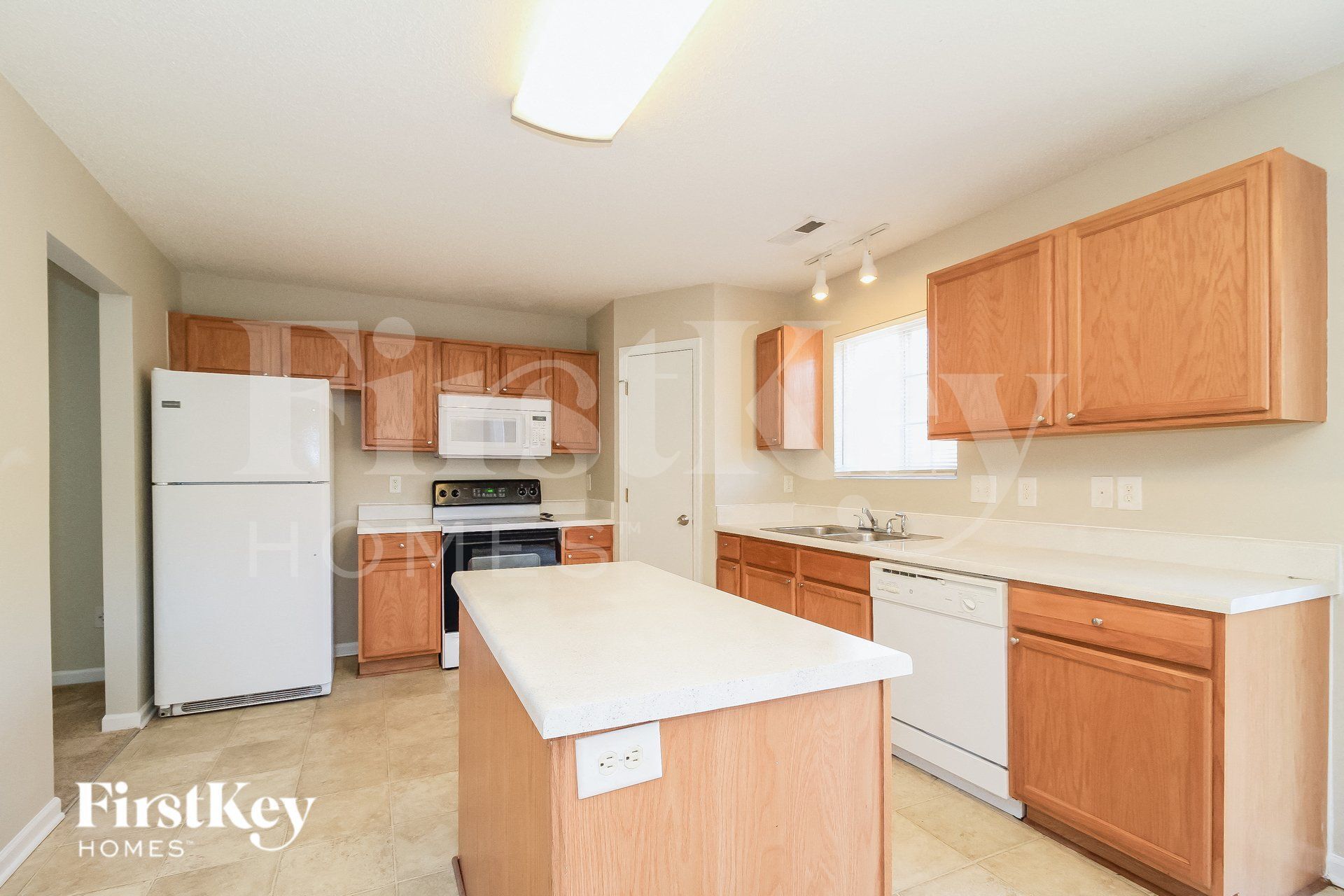 Building Photo - 2645 Ninfield Dr