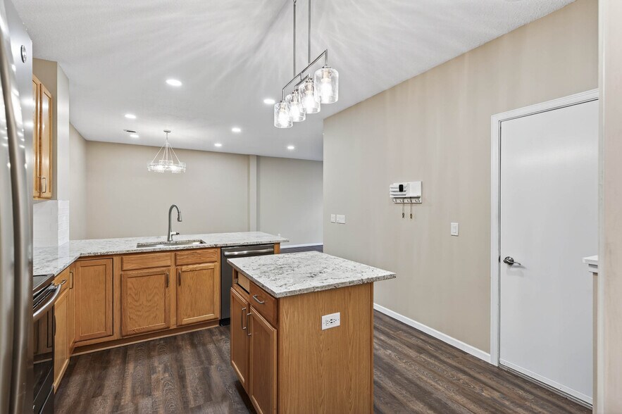Main Level - Kitchen / Garage Access Door - 18217 69th Pl N