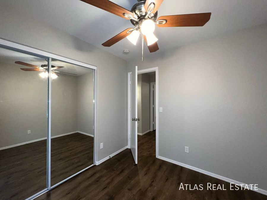 Building Photo - 841 E Lamonte St