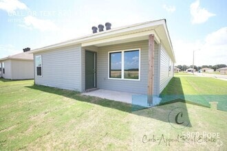Building Photo - 5800 Pope-