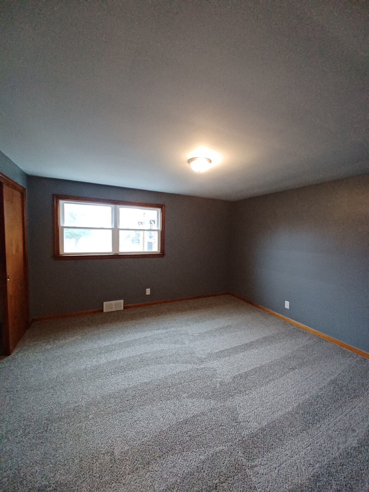 Building Photo - 21 East and West Rd