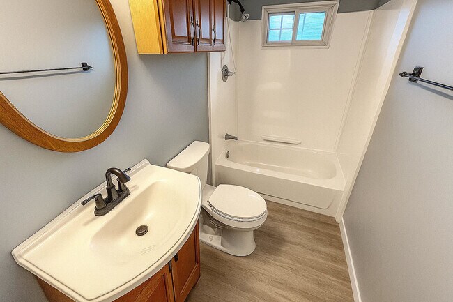 Building Photo - 3030 Mars Hill St