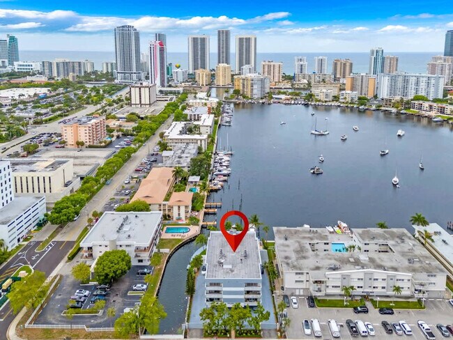 Building Photo - 468 Golden Isles Dr