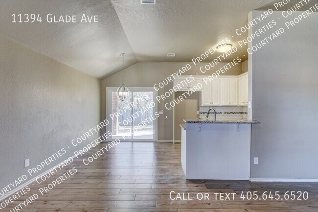 Building Photo - 11394 Glade Ave