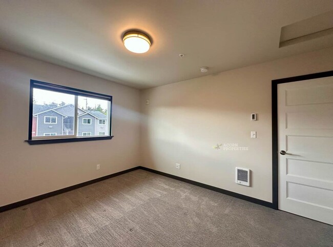 Building Photo - 1621 SW Mulberry Pl